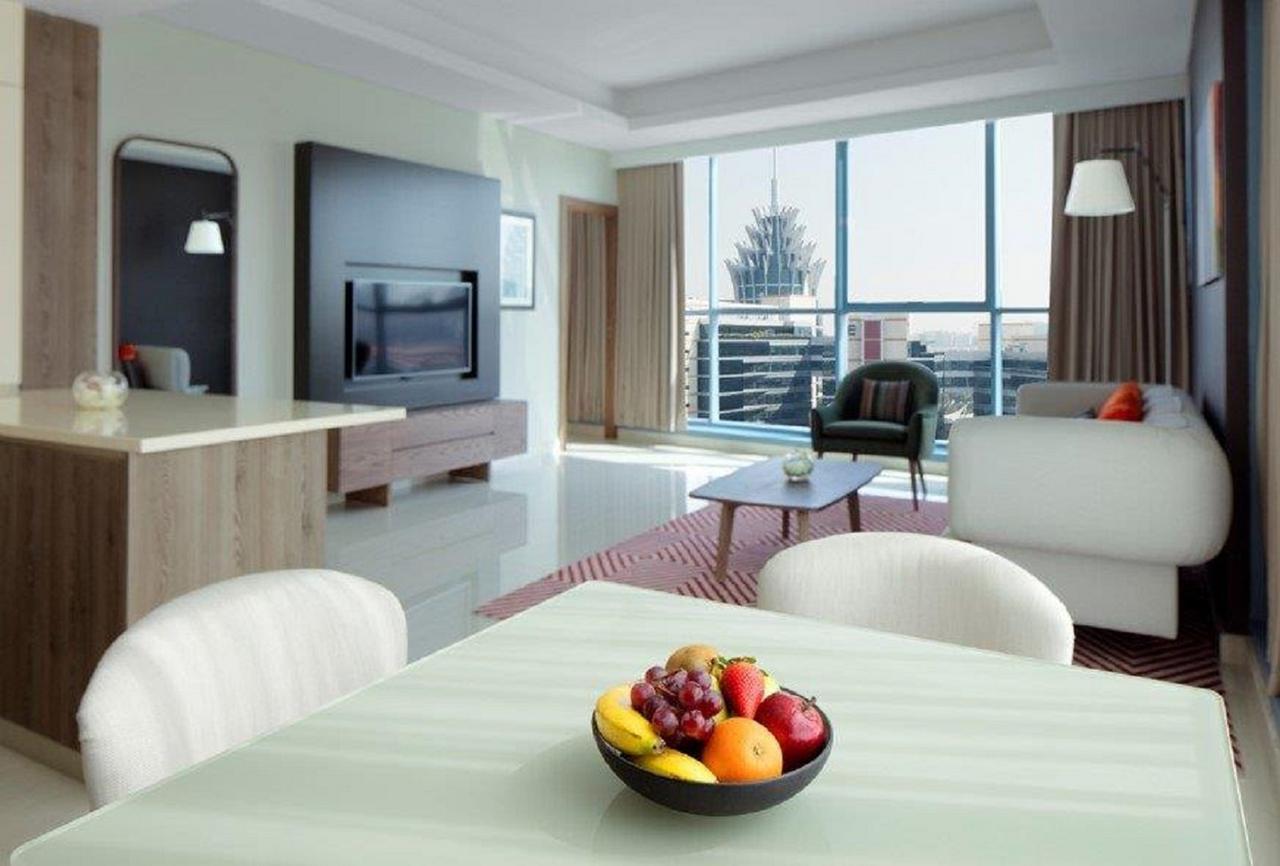 Radisson Blu Hotel Apartment Dubai Silicon Oasis Екстер'єр фото