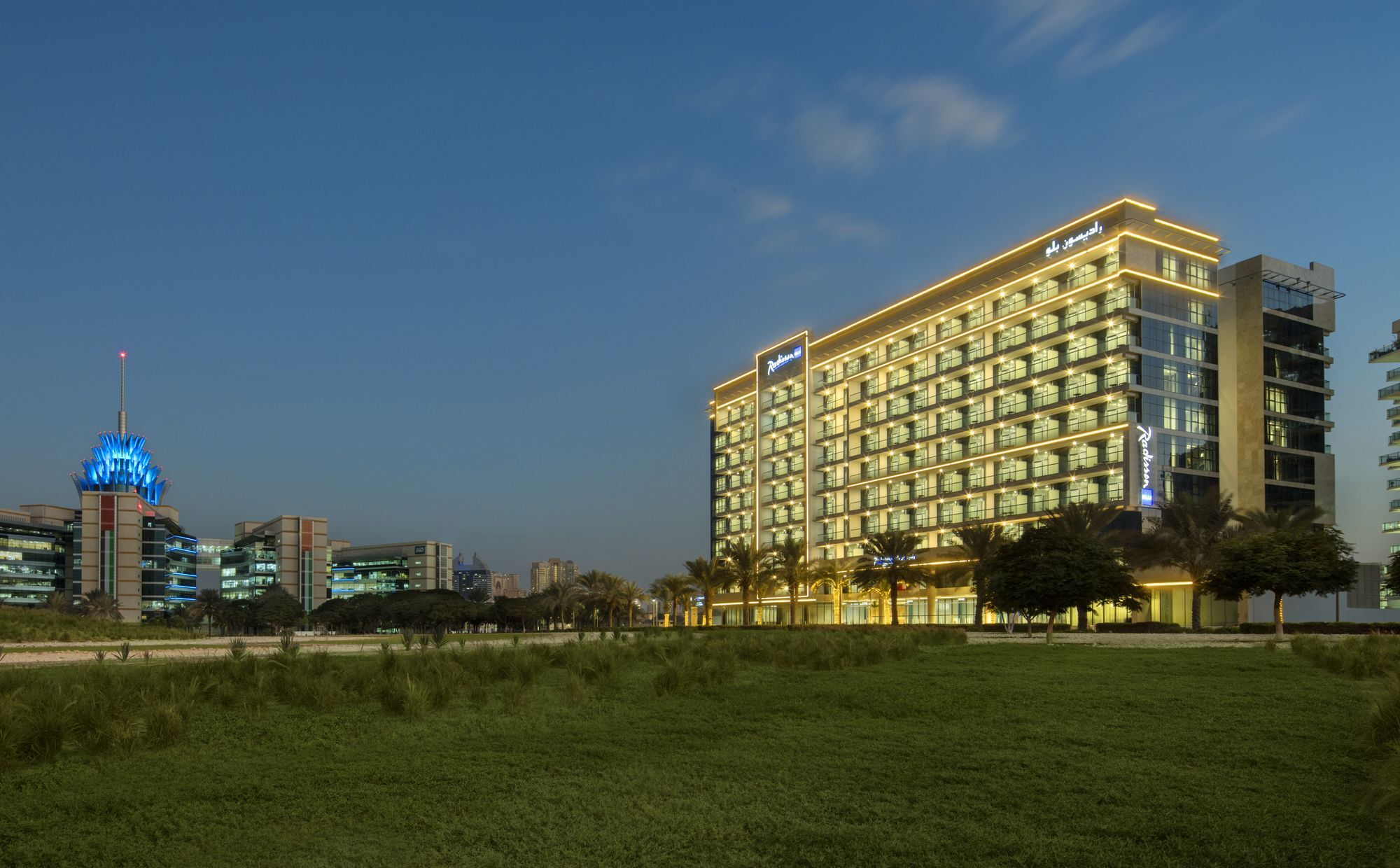 Radisson Blu Hotel Apartment Dubai Silicon Oasis Екстер'єр фото